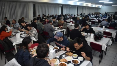 ESOGÜ Yönetimi, öğrencilerle iftar yemeğinde buluştu