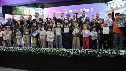 Bakan Kacır: &#8216;Gençlerimiz başarı hikâyelerimize yeni sayfalar ekleyecek&#8217;