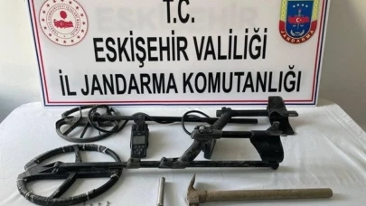 Dedektör ile arama yapan şahıslar suçüstü yakalandı