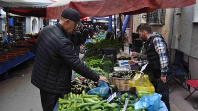 Turşuluk Malzeme Alırken Bunlara Di̇kkat Edi̇lmeli̇