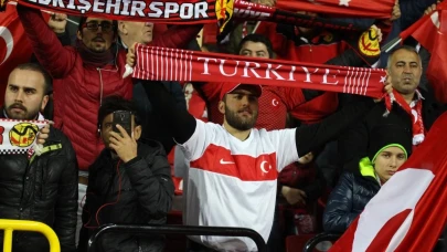 Eskişehir&#8217;de Oynanacak Türkiye Maçının Biletleri Tükendi!