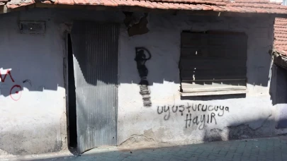 Eskişehir’deki Virane Ev Vatandaşları Endişelendiriyor!