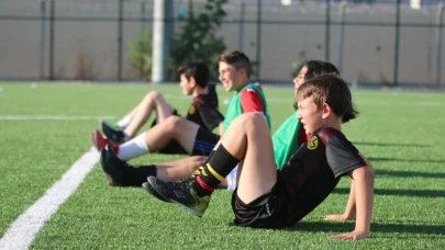 Eskişehirspor Fabrika Futbol Okulu’nda Antrenmanlar Sürüyor