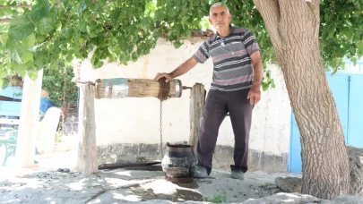 Eskişehir&#8217;de Asırlık Hayrat Su Kuyusu Hala Kullanılıyor