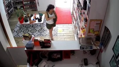 Eskişehir&#8217;de Bir Hırsız, Tütüncüde Beğendiklerini Çaldı
