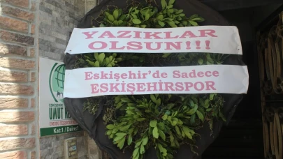 Eskişehirsporlu Taraftarlardan Başkan Tuna&#8217;ya Büyük Tepki!