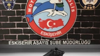 Eskişehir&#8217;de Bir Şahıs Ruhsatsız Tabanca ile Yakalandı!