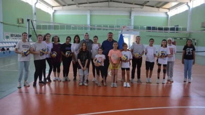 Eskişehir&#8217;in Beylikova&#8217;sında Filenin Sultanları Yetişiyor