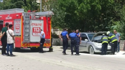 Eskişehir&#8217;de Motorundan Alev Alan Otomobil Hasar Aldı