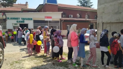 Eskişehir&#8217;de Güle Oynaya Kur&#8217;an-ı Kerim Kursuna Geliyorlar