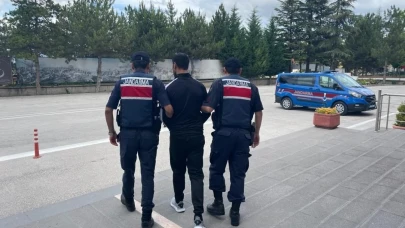 Eskişehir&#8217;de Çalıntı Kamyonetle Hırsızlık Yaptılar