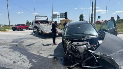 AK Parti&#8217;li Belediye Başkanının Korkunç Tır Kazası!