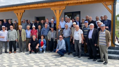 Eskişehir&#8217;in Mahmudiye İlçesinde ‘Yaşlılara Vefa’ Etkinliği