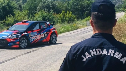 Eskişehir&#8217;de Rallide Güvenlik Tedbirlerini Jandarma Sağladı