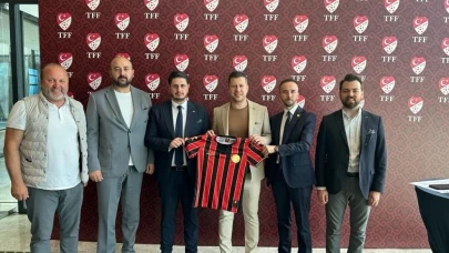 Eskişehirspor Heyeti TFF Başkanı Büyükekşi’yi Ziyaret Etti