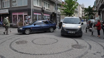 Eskişehir&#8217;de Tehlikeli Ara Sokak!