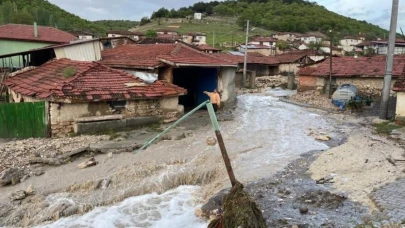 Eskişehir&#8217;de Başkan Tepe Seyitgazi&#8217;deki Sel Hakkında Konuştu