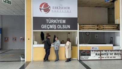 Eskişehir&#8217;deki Depremzedeler Oy Kullanmak için Yola Çıkıyor