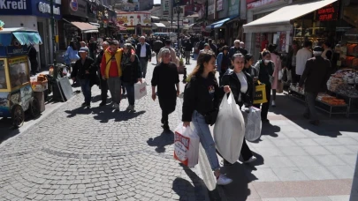 Seçimde Oy Kullanacak Gençlere Eskişehir&#8217;den Tavsiyeler