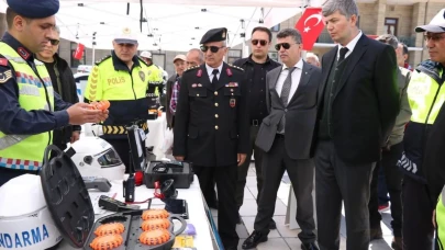 Eskişehir&#8217;de Trafik Haftası için Stant Kuruldu