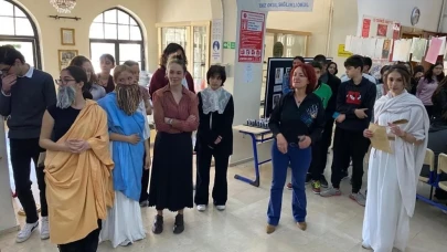 Eskişehir Atatürk Lisesi’nin Felsefe Sevdiren Etkinliği