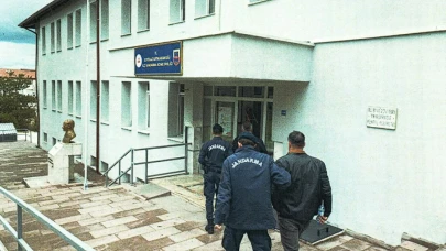 Eskişehir&#8217;de Hırsızlık Yapanlar Başka Şehirde Yakalandı