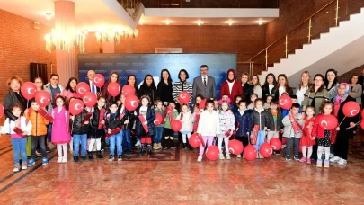 Eskişehir Anadolu Üniversitesi Bayramlaşma Töreninde Buluştu