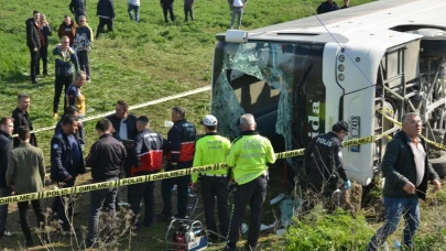 Eskişehir&#8217;de İşçi Servisi Şarampole Yuvarlandı