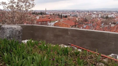 Eskişehir&#8217;deki Arap Baba’nın Kabri Şerifi Ziyarete Hazır