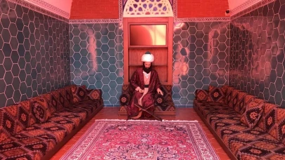 Eskişehir&#8217;de Yerli Turistler Tarihini Gezerek Öğreniyor