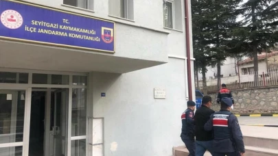 Eskişehir&#8217;de Aranan Kişileri Jandarma Yakaladı