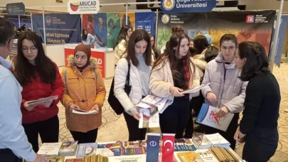 Anadolu Üniversitesi, Eğitim Fuarlarına Devam Ediyor