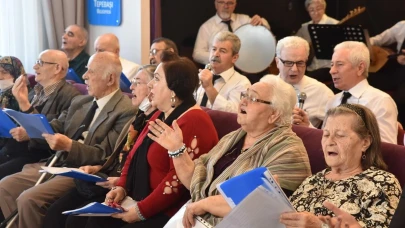 Tepebaşı Belediyesi Deneyimliler Korosu Konseri