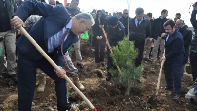 6 Şubat Deprem Şehitleri için İnönü’de 2 bin fidan dikildi.