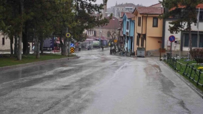 Yağışlar Odunpazarı’nda Adeta Sele Döndü