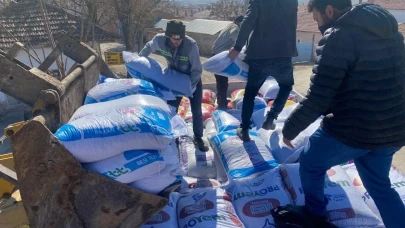 Eskişehir çiftçisi depremzede kardeşlerini unutmadı