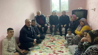 Başkan Şahin, afetzede ailelerle bir araya geldi