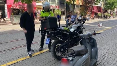 Polis trafiğe kapalı bölgelerde denetimlerini sürdürüyor