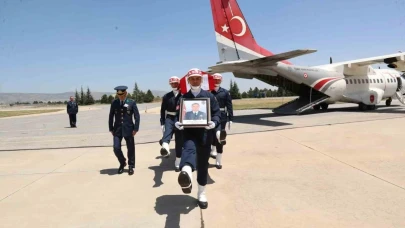 Şehidimiz Hava Pilot Albay Gökhan Özen’in Naaşı Eskişehir’e Getirildi