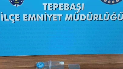 Firari Şahıs Evinde Uyuşturucu Maddelerle Birlikte Yakalandı