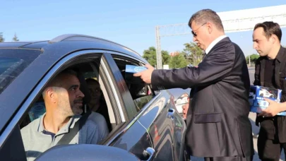 İl Emniyet Müdürü Ağırlar görevli personel ve vatandaşların bayramını kutladı