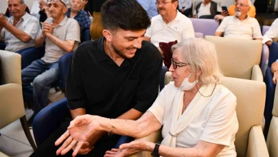 Gençlerle deneyimli vatandaşlar Gençlik Merkezi’nde buluştu