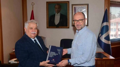 TÜBA Başkanı, Anadolu Üniversitesi Rektörü Erdal’ı Ziyaret Etti