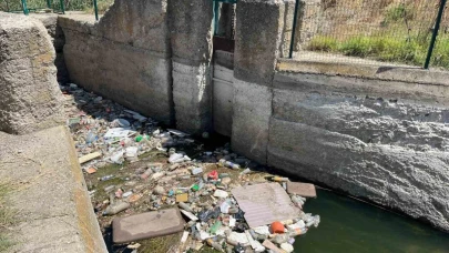 Yeşiltepe Mahallesi Sulama Kanalından Şikayetçi