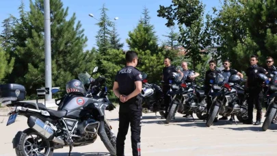 Motosikletli Polisler Beş Dakikaya Her Yerde