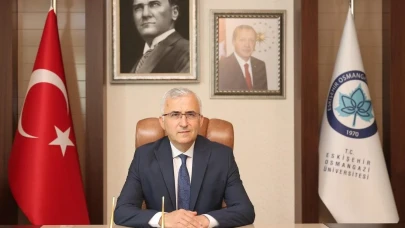 Rektör Çolak: "Eskişehir halkının bu onurlu ve gururlu gününü kutluyorum"