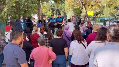 Eskişehir Polisi, Velilere ve Öğrencilere Güvenlik Bilgisi Verdi