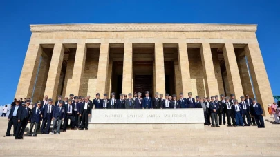 Başkan Ünlüce Gazileri Ankara'ya uğurladı