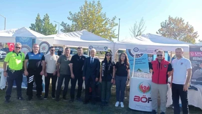 Eskişehir'de Polis Ekipleri Binlerce Üniversiteliyi Bilgilendirdi