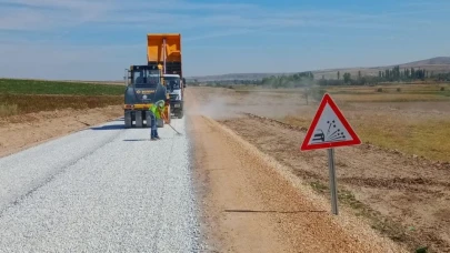 Eskişehir Büyükşehir Belediyesi'nin Yol Çalışmaları Devam Ediyor